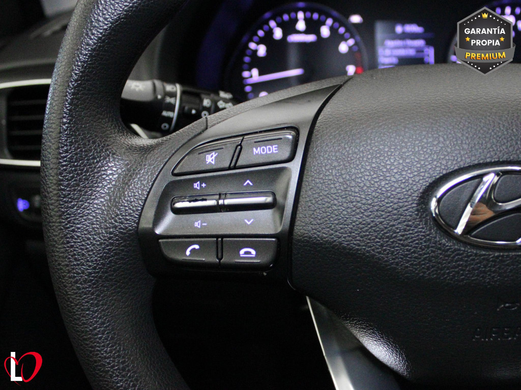 HYUNDAI i30 1.5 DPI ESSENCE 110 de segunda mano