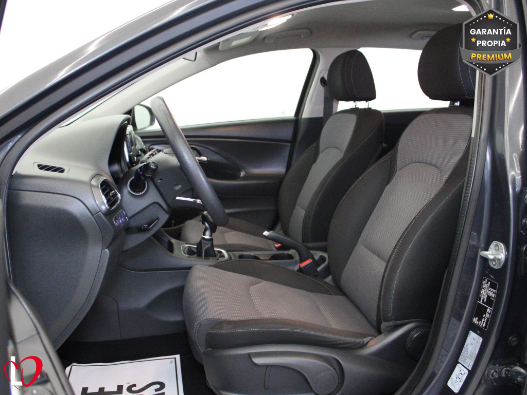 HYUNDAI i30 1.5 DPI ESSENCE 110 de segunda mano