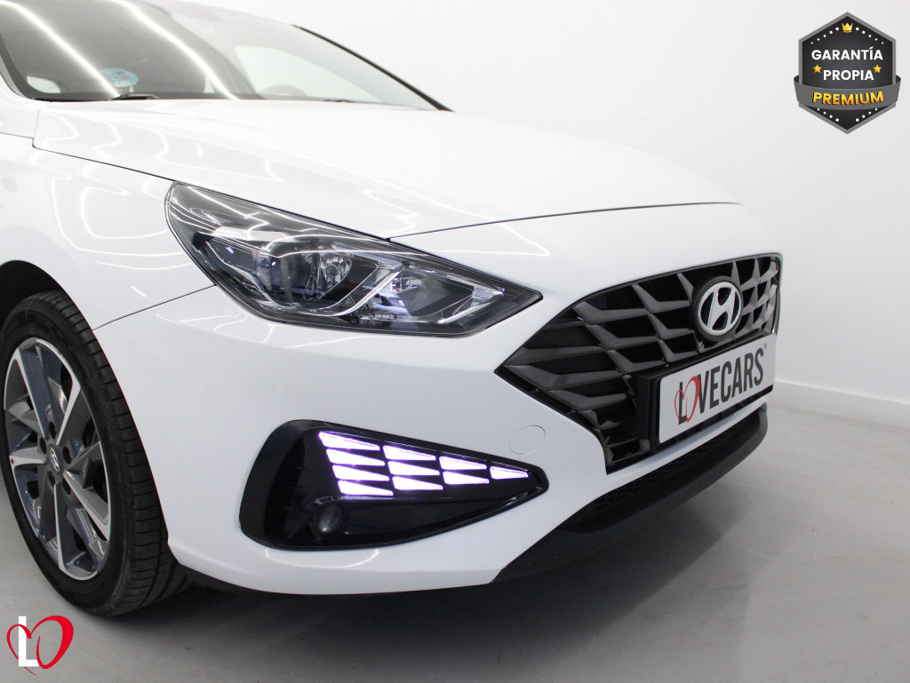 HYUNDAI I30 1.5 DPI KLASS SLX 6 VEL 110 de segunda mano