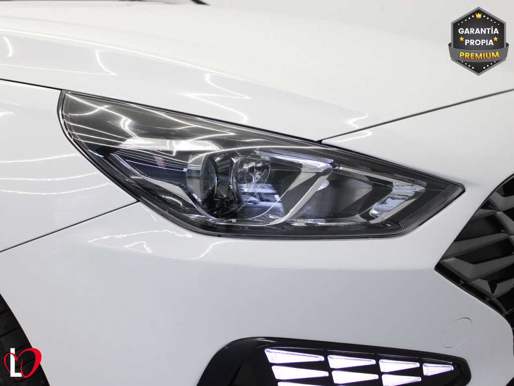 HYUNDAI I30 1.5 DPI KLASS SLX 6 VEL 110 de segunda mano