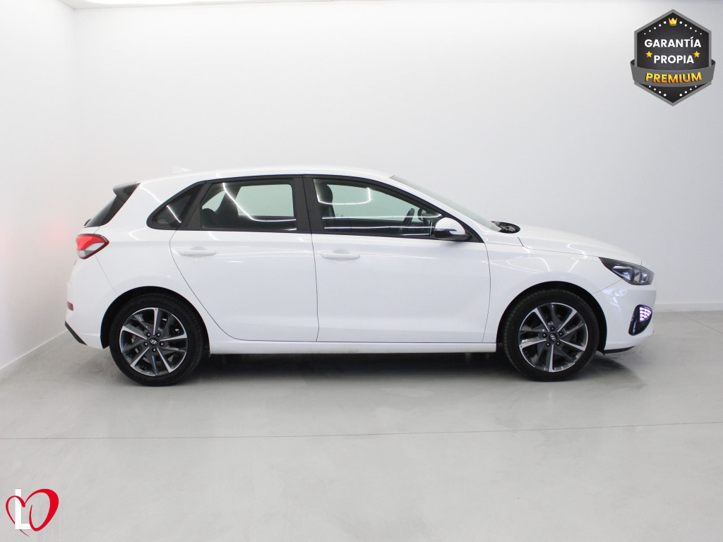 HYUNDAI I30 1.5 DPI KLASS SLX 6 VEL 110 de segunda mano