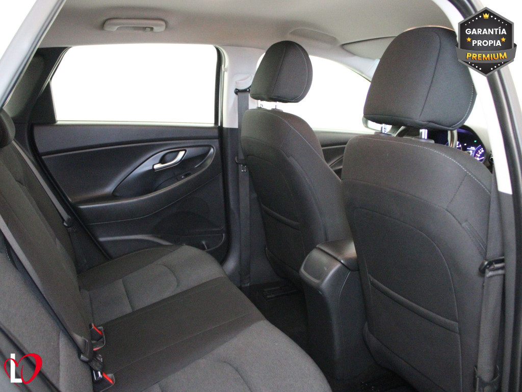 HYUNDAI I30 1.5 DPI KLASS SLX 6 VEL 110 de segunda mano