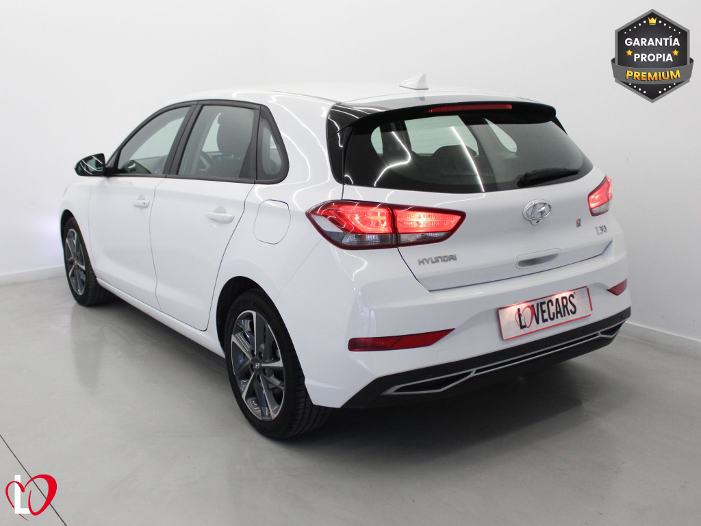 HYUNDAI I30 1.5 DPI KLASS SLX 6 VEL 110 de segunda mano