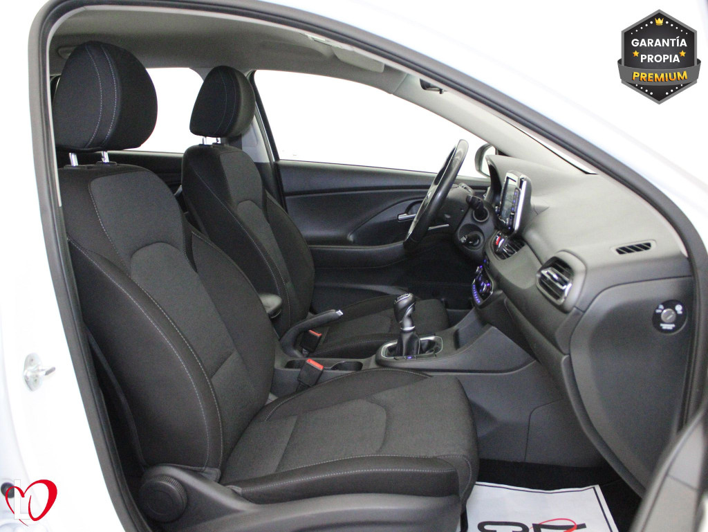 HYUNDAI I30 1.5 DPI KLASS SLX 6 VEL 110 de segunda mano