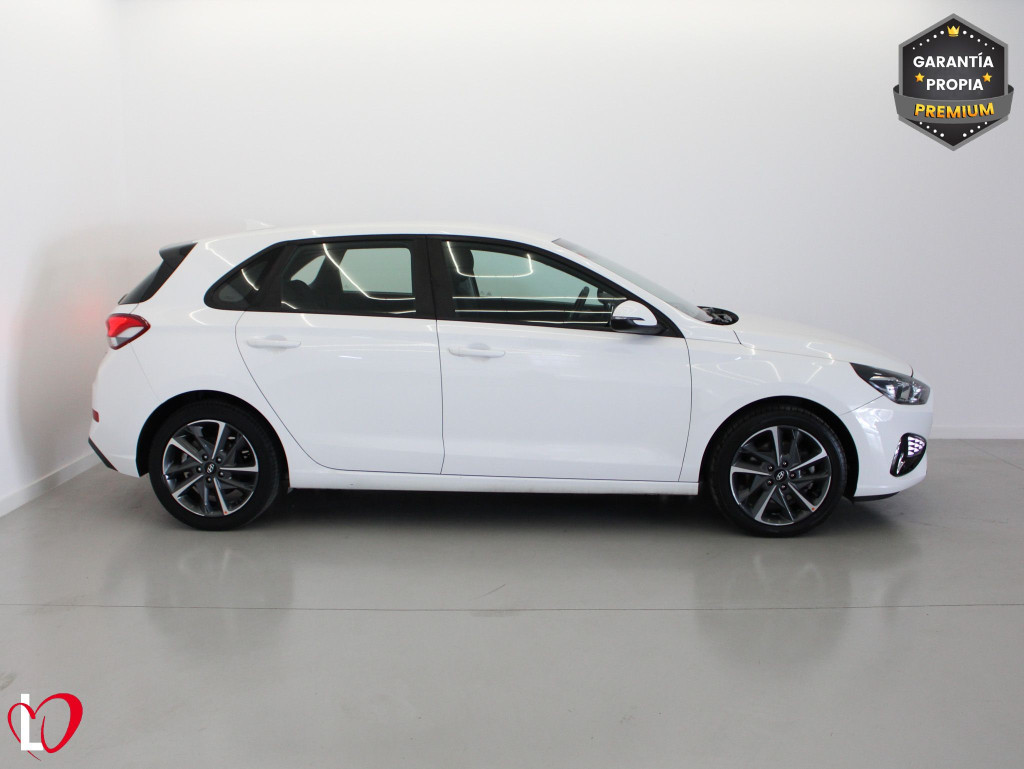 HYUNDAI I30 1.5 DPI KLASS SLX 6 VEL 110 de segunda mano