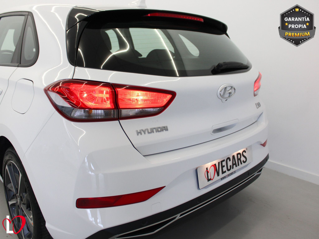 HYUNDAI I30 1.5 DPI KLASS SLX 6 VEL 110 de segunda mano