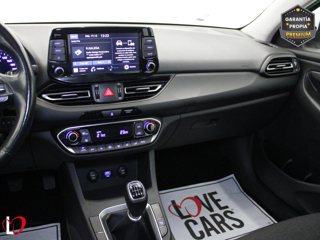 HYUNDAI I30 1.5 DPI KLASS SLX 6 VEL 110 de segunda mano