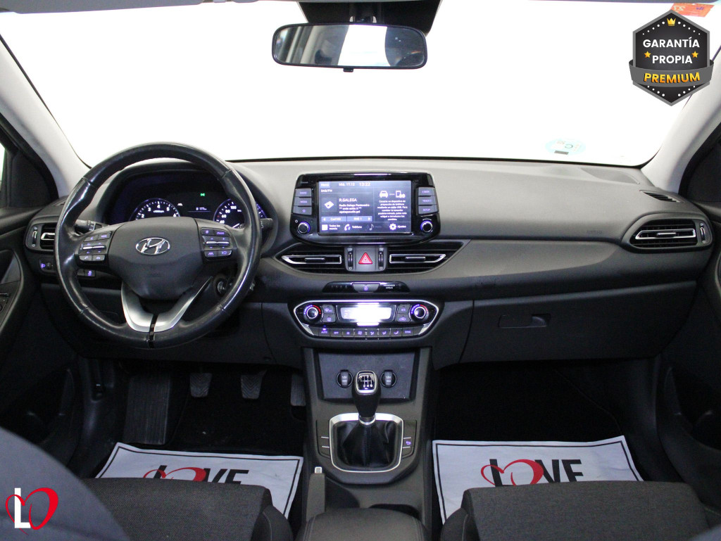 HYUNDAI I30 1.5 DPI KLASS SLX 6 VEL 110 de segunda mano