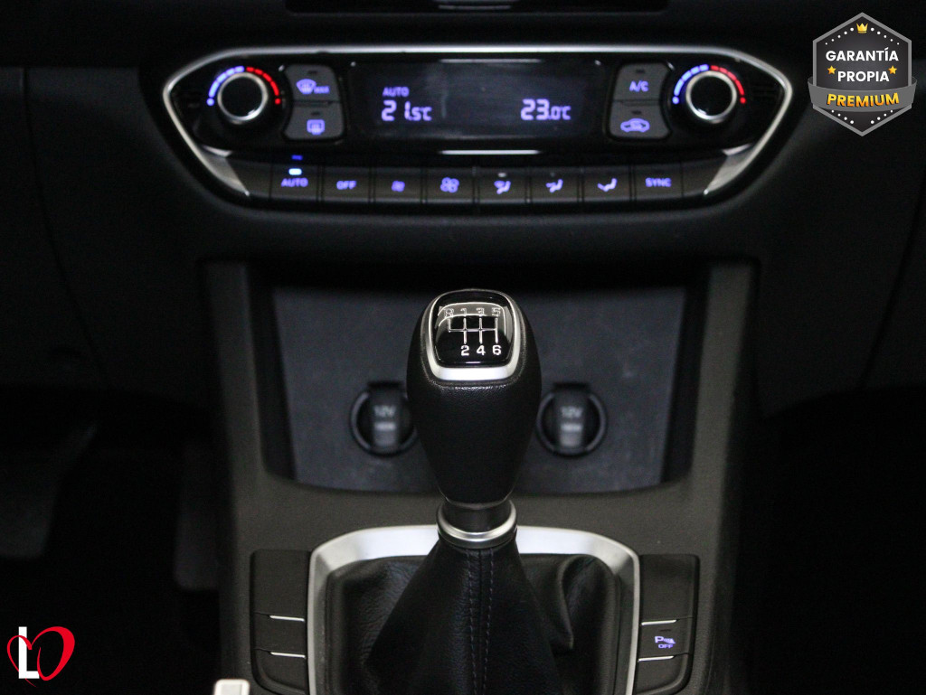 HYUNDAI I30 1.5 DPI KLASS SLX 6 VEL 110 de segunda mano