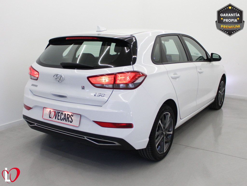 HYUNDAI I30 1.5 DPI KLASS SLX 6 VEL 110 de segunda mano