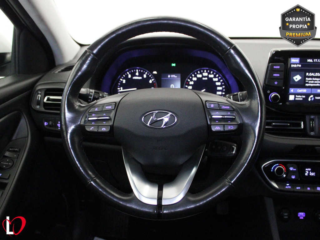 HYUNDAI I30 1.5 DPI KLASS SLX 6 VEL 110 de segunda mano