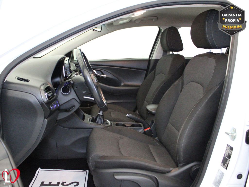 HYUNDAI I30 1.5 DPI KLASS SLX 6 VEL 110 de segunda mano