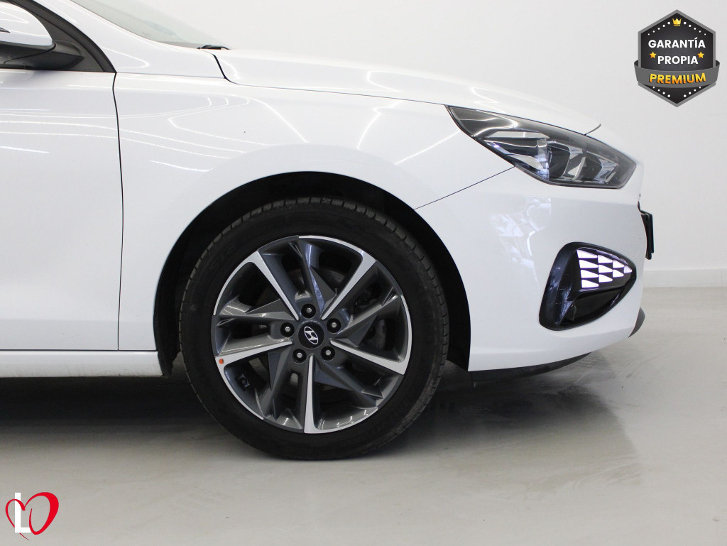 HYUNDAI I30 1.5 DPI KLASS SLX 6 VEL 110 de segunda mano