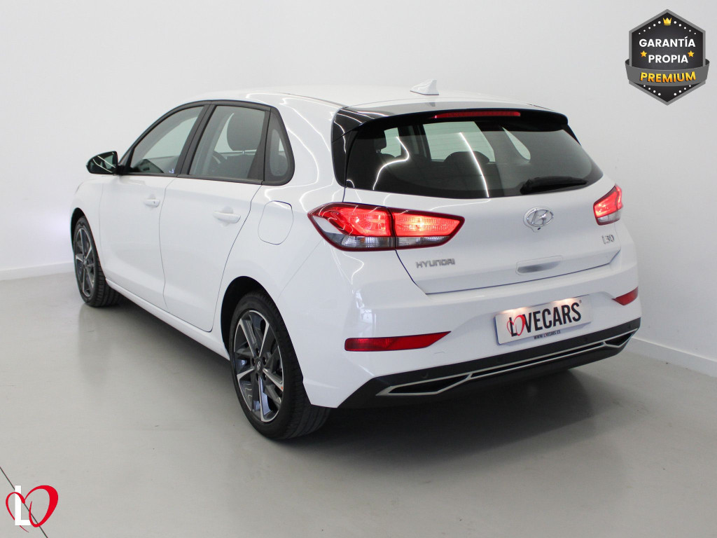 HYUNDAI I30 1.5 DPI KLASS SLX 6 VEL 110 de segunda mano