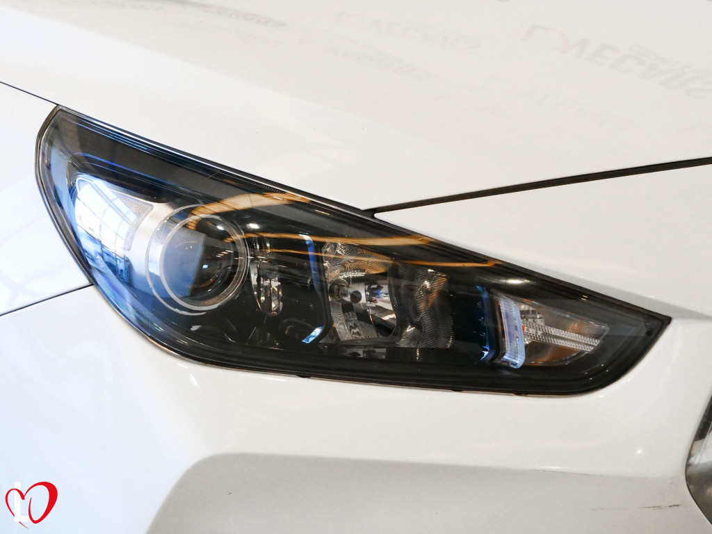 HYUNDAI i30 1.6 CRDI KLASS 6 VEL 95 de segunda mano