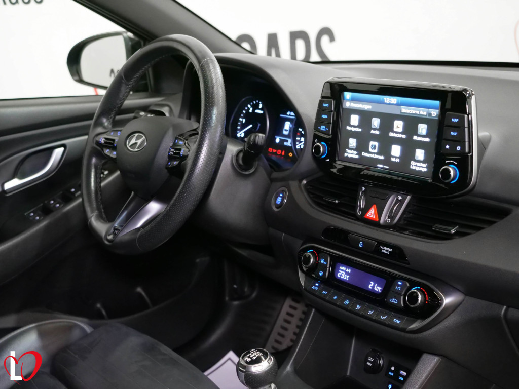 HYUNDAI I30 1.6 CRDI N-LINE 136 de segunda mano