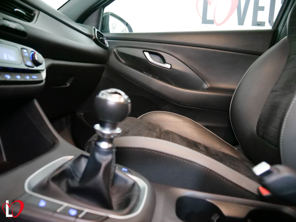 HYUNDAI I30 1.6 CRDI N-LINE 136 de segunda mano