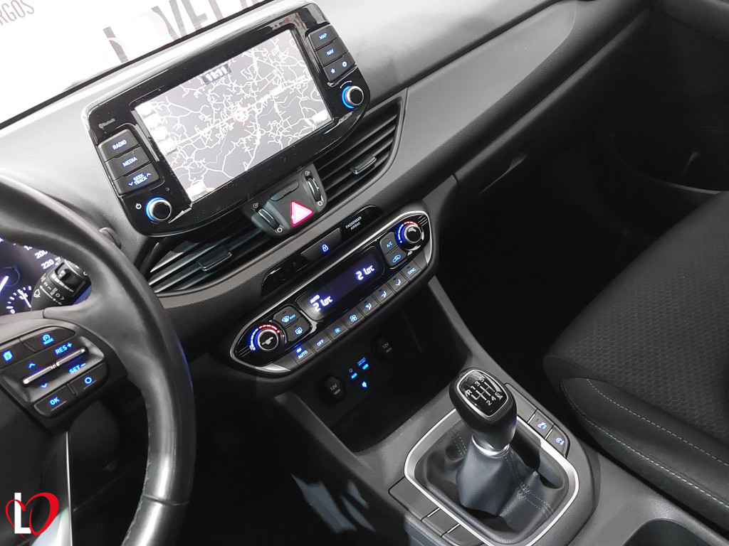HYUNDAI I30 1.6 CRDI de segunda mano