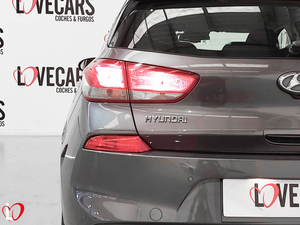 HYUNDAI I30 1.6 CRDI de segunda mano