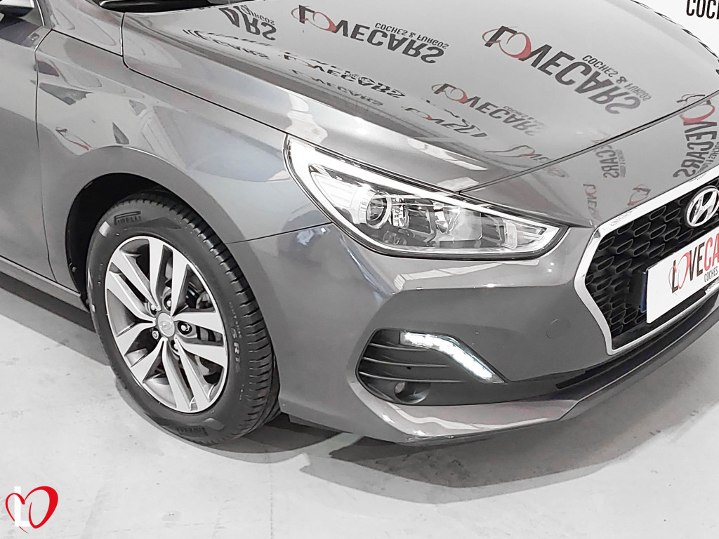 HYUNDAI I30 1.6 CRDI de segunda mano