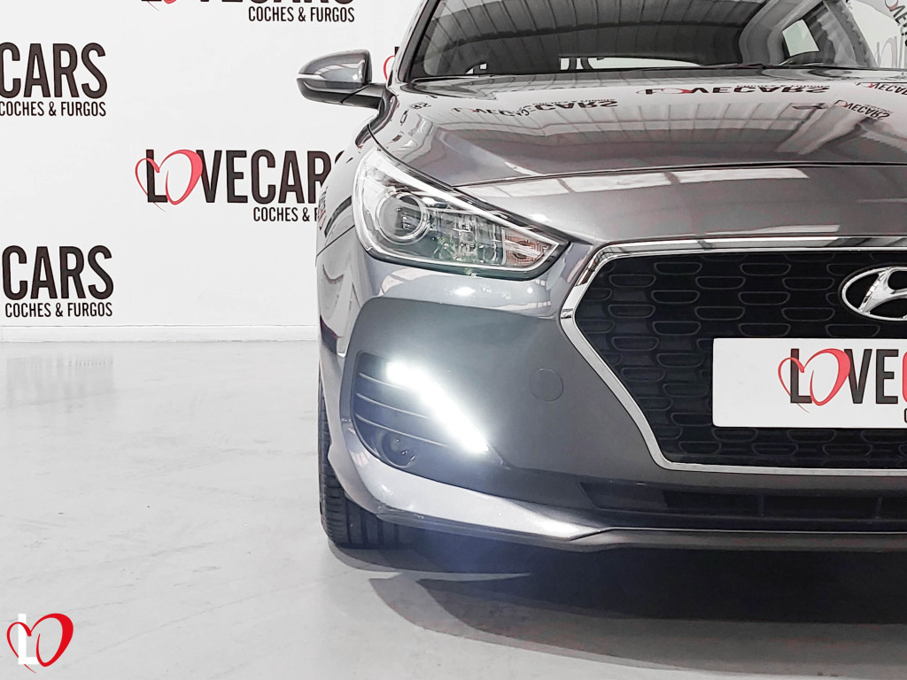 HYUNDAI I30 1.6 CRDI de segunda mano