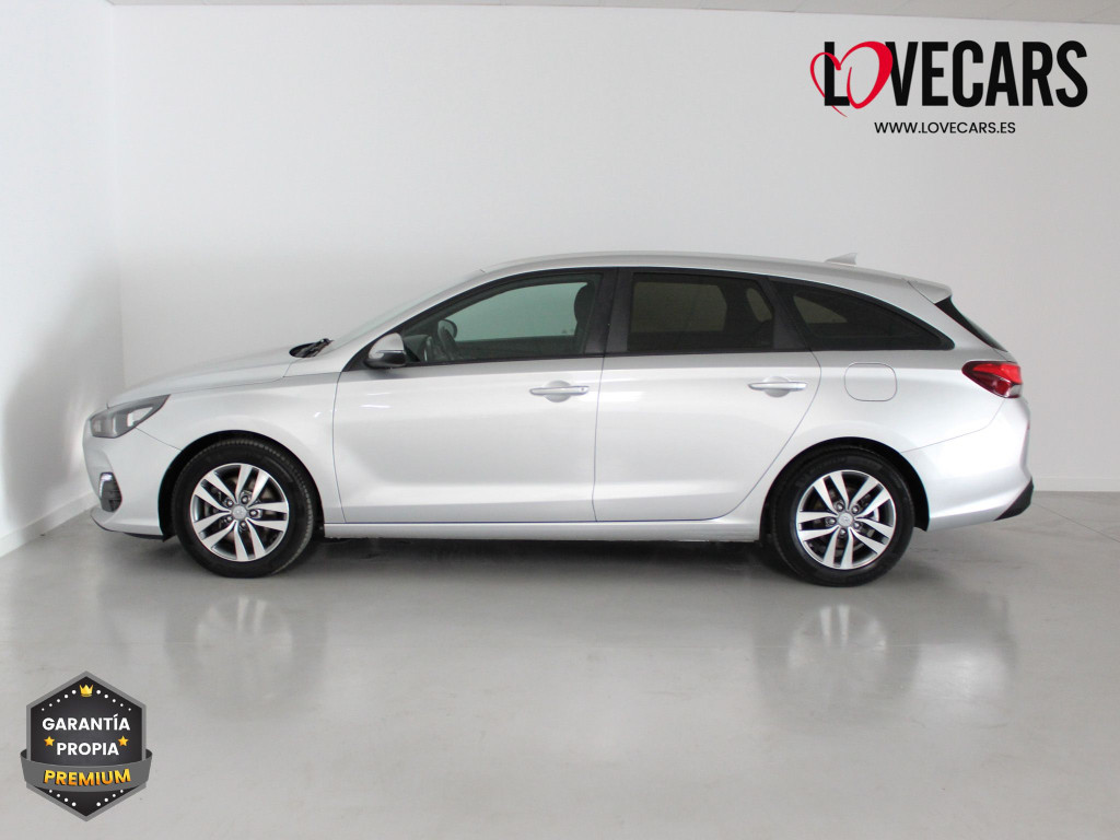 HYUNDAI i30 SW 1.6 CRDI CW KLASS 6 VEL 115 de segunda mano