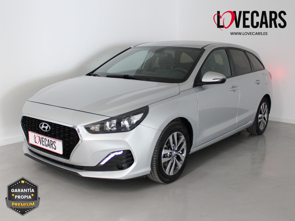 HYUNDAI i30 SW 1.6 CRDI CW KLASS 6 VEL 115 de segunda mano