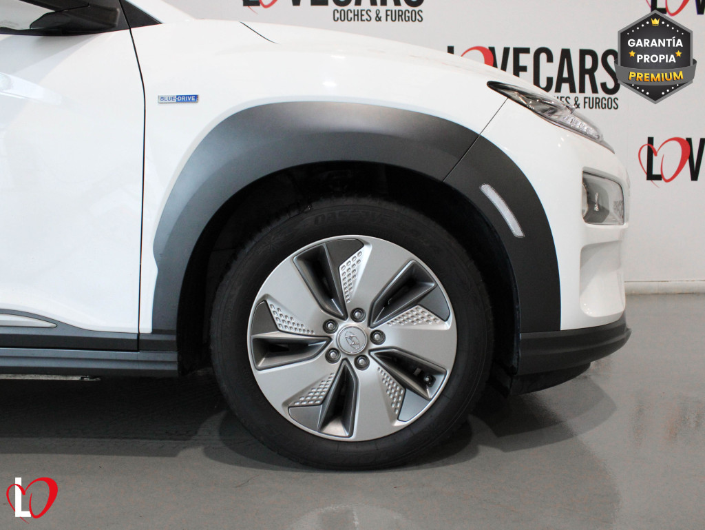 HYUNDAI KONA EV STYLE 64KW ELECTRIC 204 de segunda mano