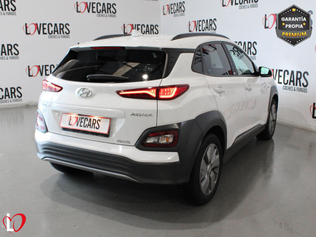 HYUNDAI KONA EV STYLE 64KW ELECTRIC 204 de segunda mano