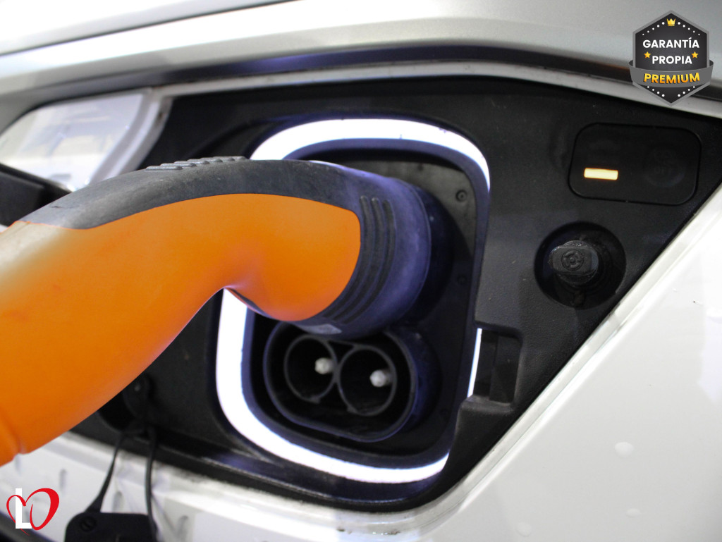HYUNDAI KONA EV STYLE 64KW ELECTRIC 204 de segunda mano