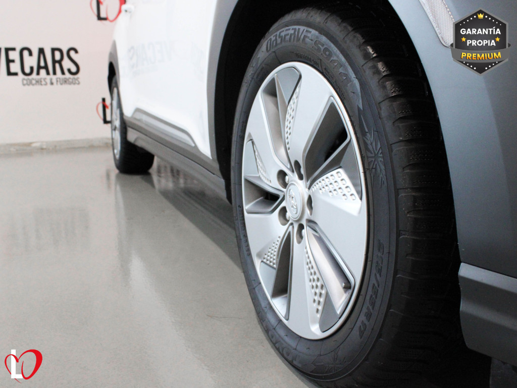 HYUNDAI KONA EV STYLE 64KW ELECTRIC 204 de segunda mano