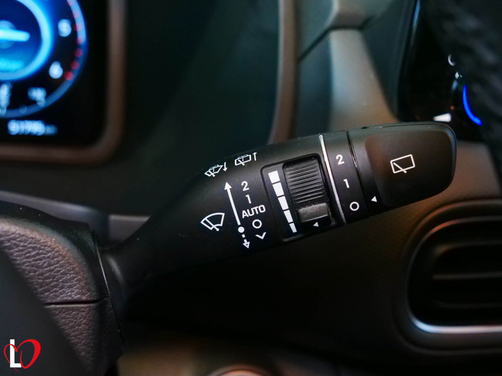 HYUNDAI KONA NEW 1.6 CRDI DCT-7 hybrid 48V CREATIVE 136 de segunda mano