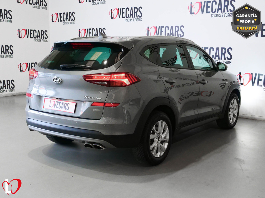HYUNDAI TUCSON 1.6 CRDI AUTO 48V BUSINESS 136 de segunda mano