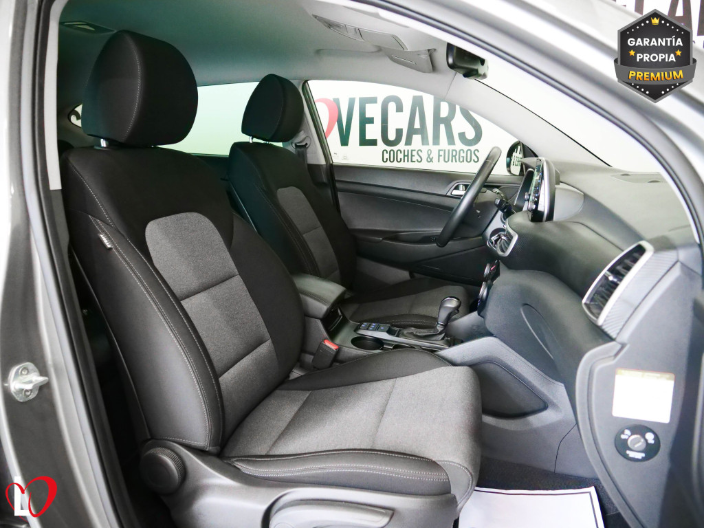HYUNDAI TUCSON 1.6 CRDI AUTO 48V BUSINESS 136 de segunda mano
