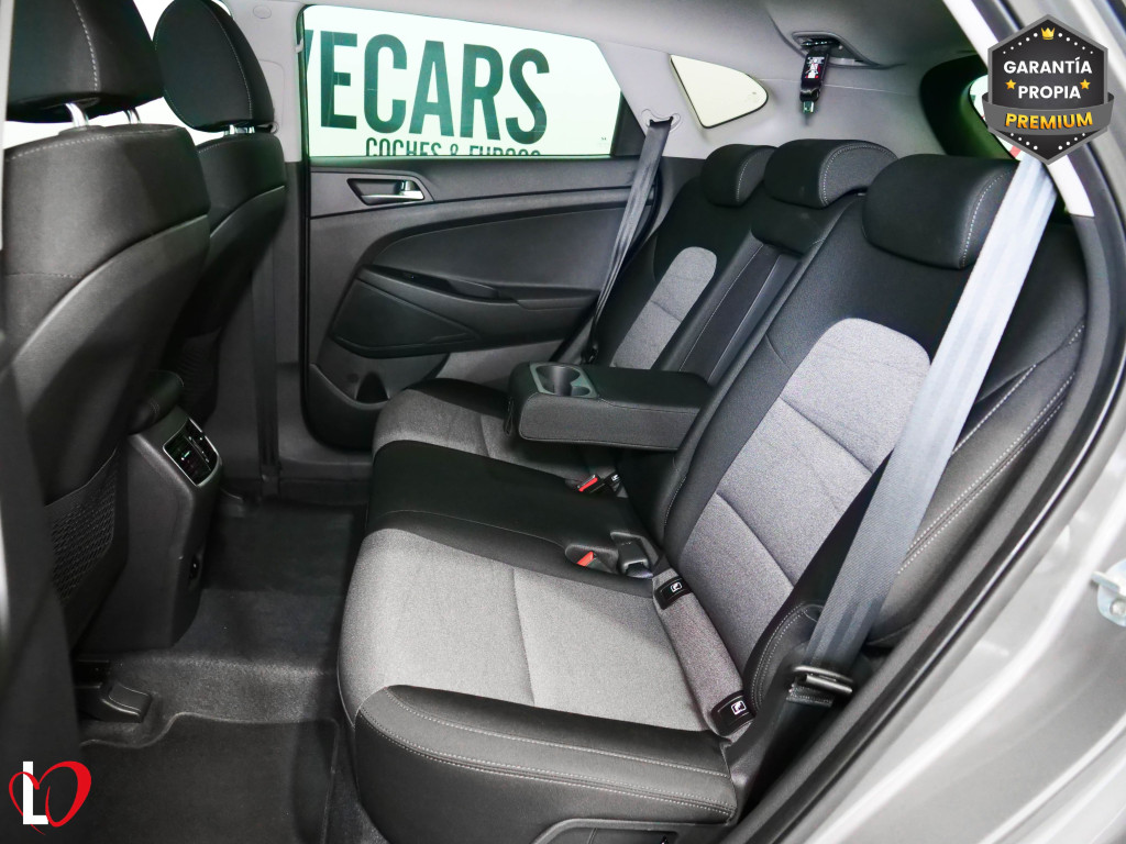 HYUNDAI TUCSON 1.6 CRDI AUTO 48V BUSINESS 136 de segunda mano
