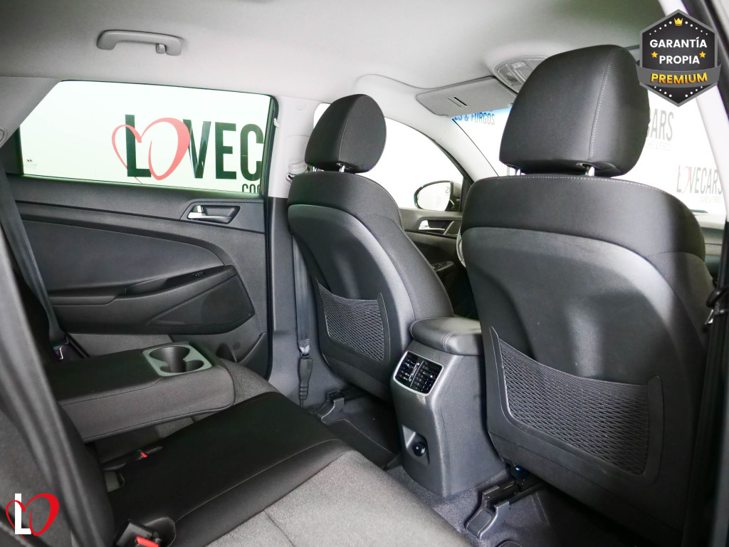 HYUNDAI TUCSON 1.6 CRDI AUTO 48V BUSINESS 136 de segunda mano