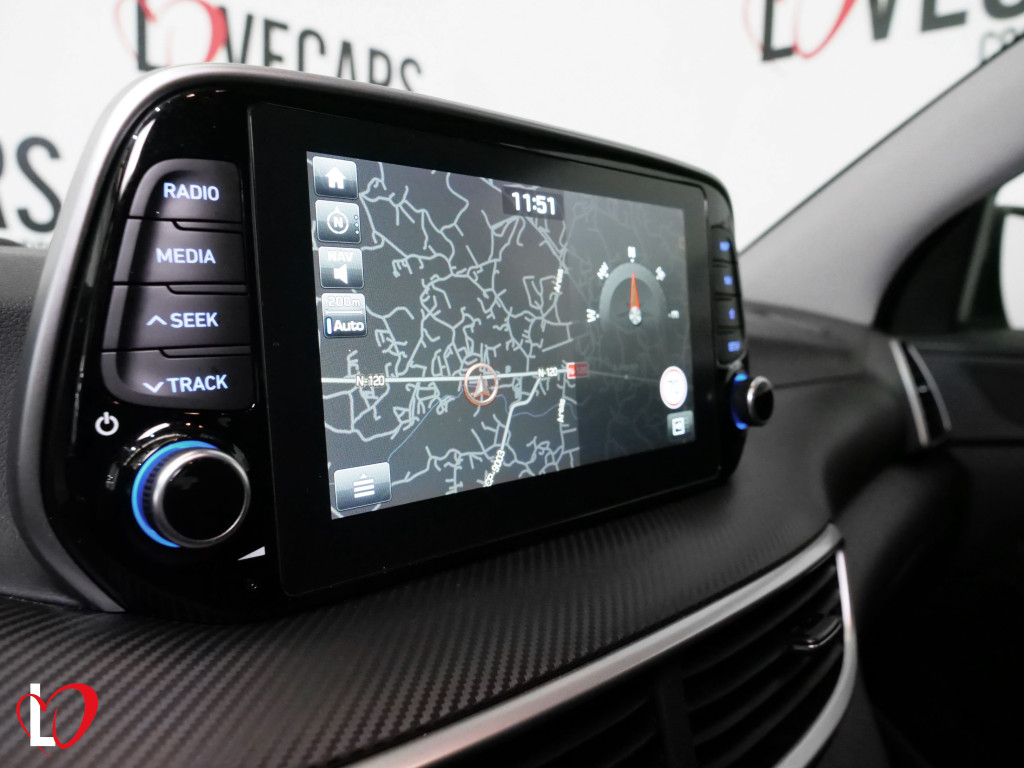 HYUNDAI TUCSON 1.6 CRDI DCT-7 HYBRID 48V 136 de segunda mano