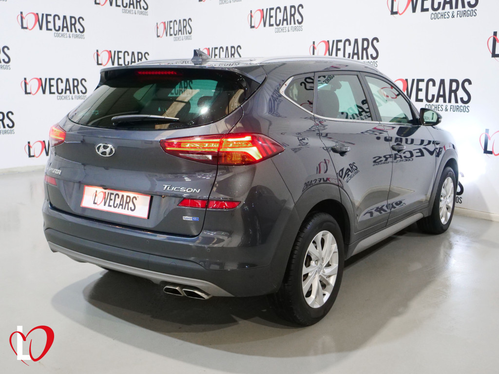 HYUNDAI TUCSON 1.6 CRDI DCT-7 HYBRID 48V 136 de segunda mano