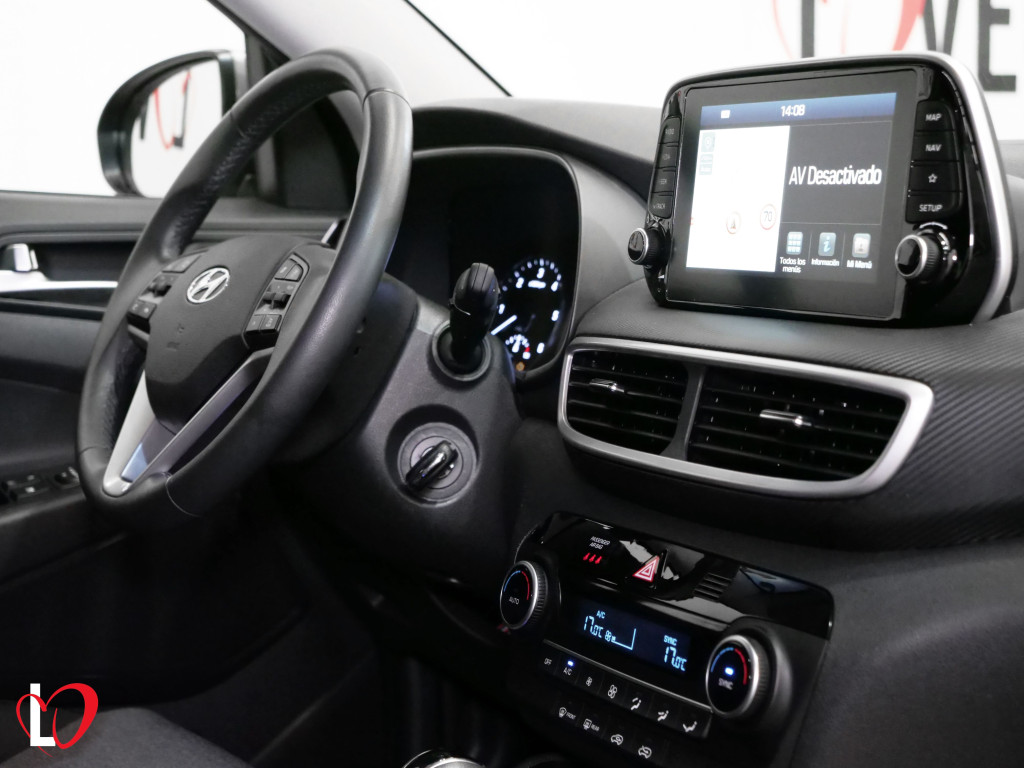 HYUNDAI TUCSON 1.6 CRDI DCT-7 HYBRID 48V 136 de segunda mano