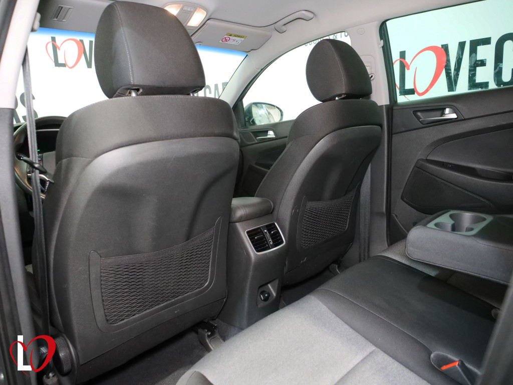 HYUNDAI TUCSON 1.6 CRDI DCT-7 HYBRID 48V 136 de segunda mano