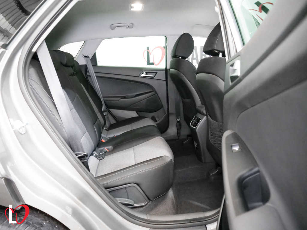 HYUNDAI TUCSON 1.6 CRDI DCT-7 HYBRID 48V 136 de segunda mano