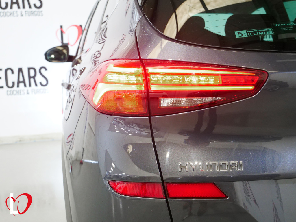 HYUNDAI TUCSON 1.6 CRDI DCT-7 HYBRID 48V 136 de segunda mano