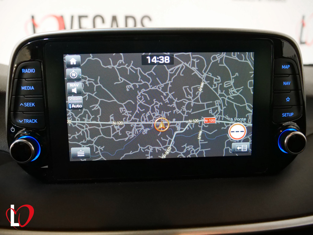 HYUNDAI TUCSON 1.6 CRDI DCT-7 HYBRID 48V 136 de segunda mano