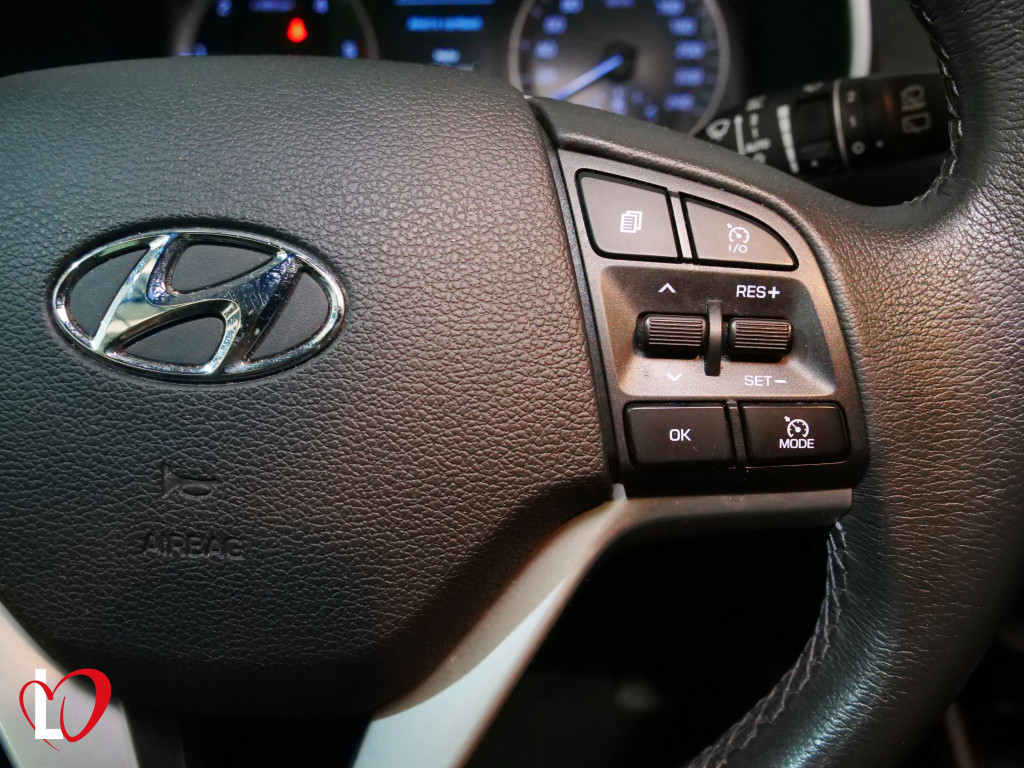 HYUNDAI TUCSON 1.6 CRDI DCT-7 HYBRID 48V 136 de segunda mano