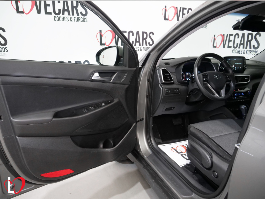 HYUNDAI TUCSON 1.6 CRDI DCT-7 HYBRID 48V 136 de segunda mano