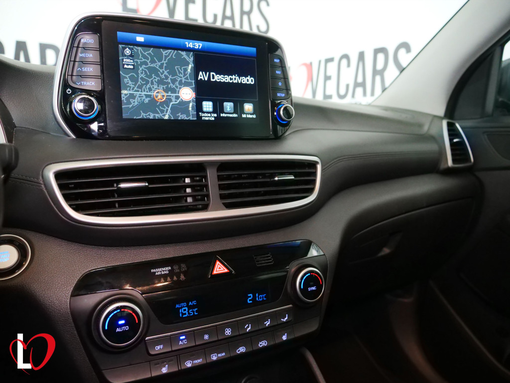 HYUNDAI TUCSON 1.6 CRDI DCT-7 HYBRID 48V 136 de segunda mano