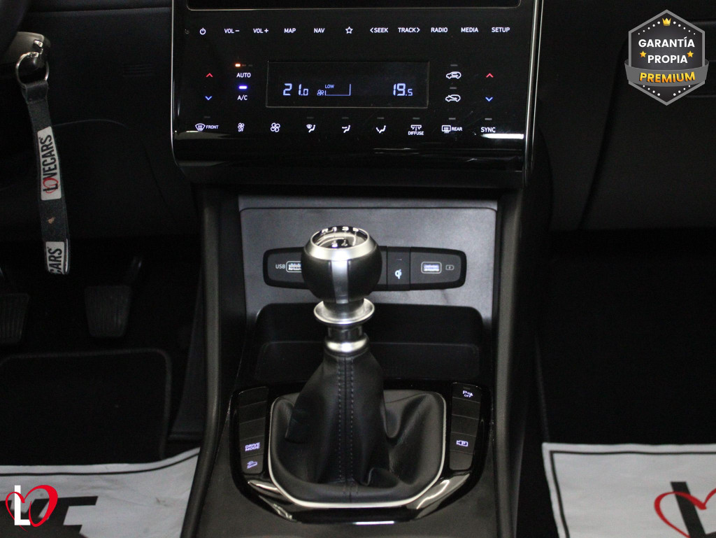 HYUNDAI TUCSON 1.6 CRDI HYBRID 48V BUSINESS 136 de segunda mano