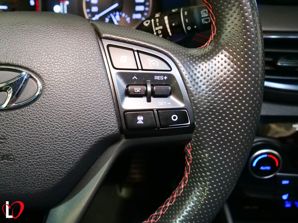 HYUNDAI TUCSON 1.6 DRDI DCT-7 N-LINE HIDRID TECHO 136 de segunda mano