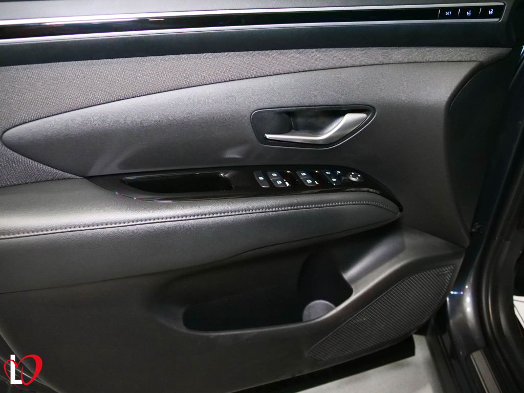 HYUNDAI TUCSON 1.6 TGDI PHEV 4WD TECHO 265 de segunda mano