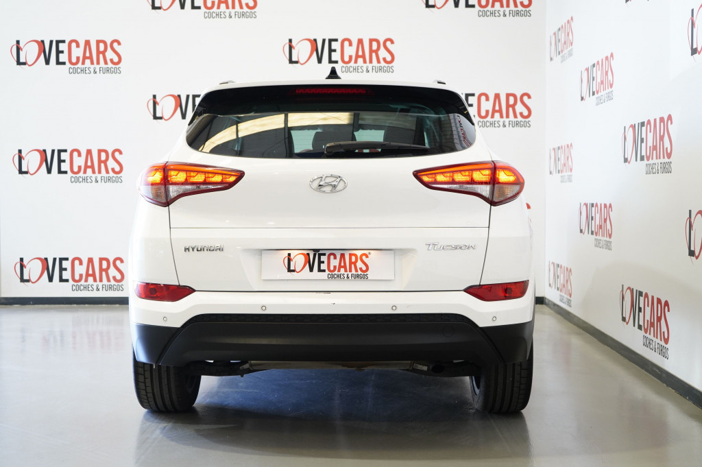 HYUNDAI TUCSON 1.7 CRDI AUTOM. CREATIVE TECHO 141 de segunda mano